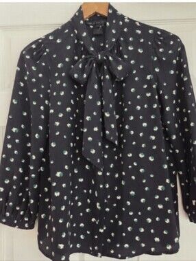 Marc by Marc Jacobs 100% Silk Tie Neck Blouse Size 4 Navy Green Print